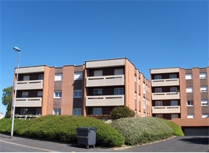 t2 à la location -   08110  CARIGNAN, surface 59 m2 location t2 - UBI480485450